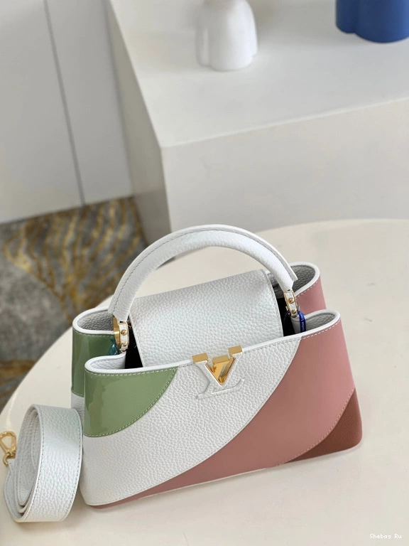 LOUIS CAPUCINES VUITTON BB 0816